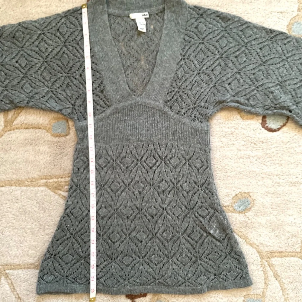 H&M Crochet Style Sweater Gray Size XS - Picture 5 of 9